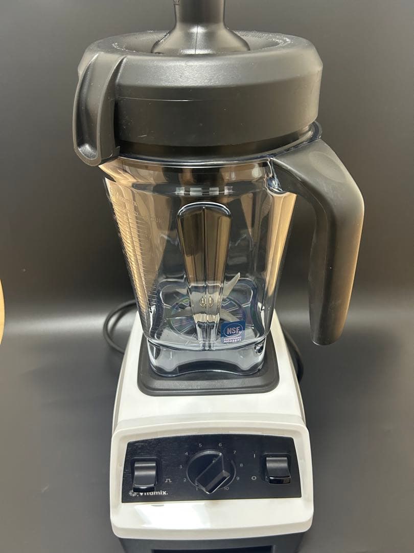 【美品】バイタミックス　高性能ブレンダー　E320 VM0202 【保証書あり】