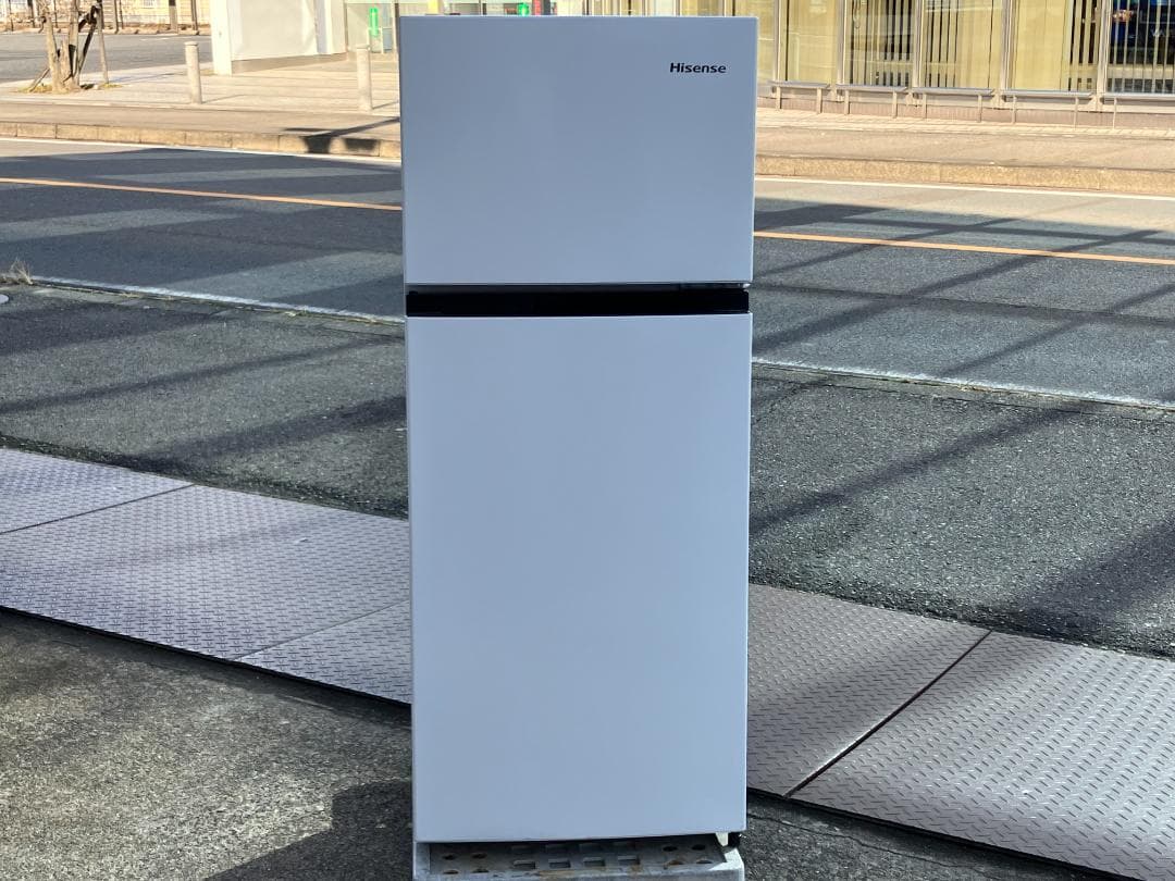 愛知岐阜/送料込★2023年★ハイセンス　120L冷蔵庫　HR-B12E2W