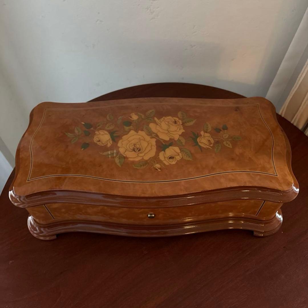 リュージュ　オルゴール　144弁　 白薔薇象嵌　共鳴箱　オルゴール療法 カノン