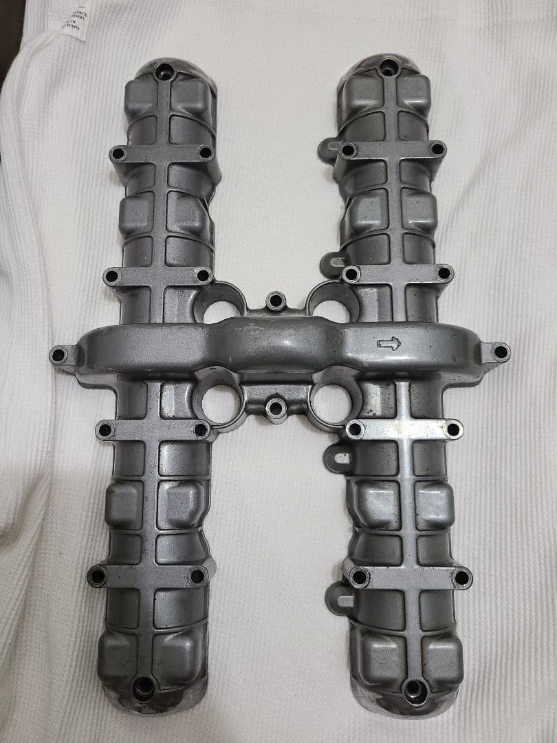 ゼファー750 純正　ヘッドカバー　美品