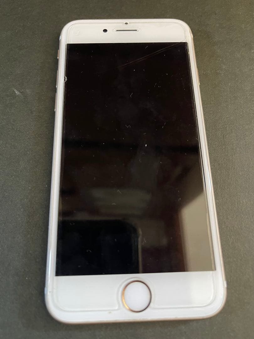 Apple iPhone 6s ゴールド