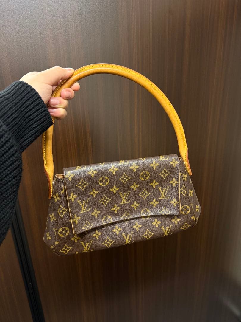 【美品】LV ルイヴィトン モノグラムミニルーピング M11021 ハンドバッグ