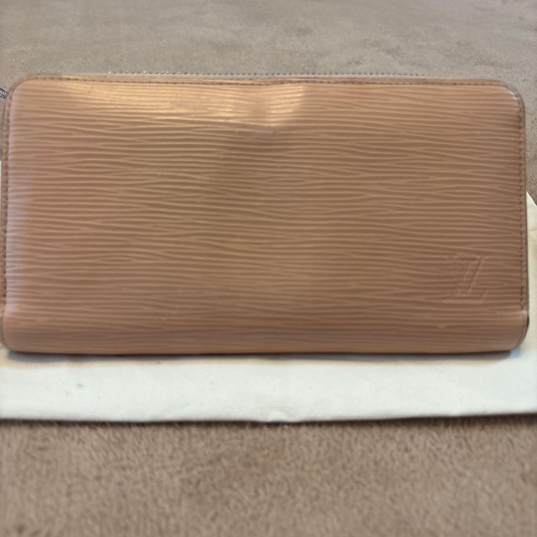 ルイヴィトン　エピ　長財布