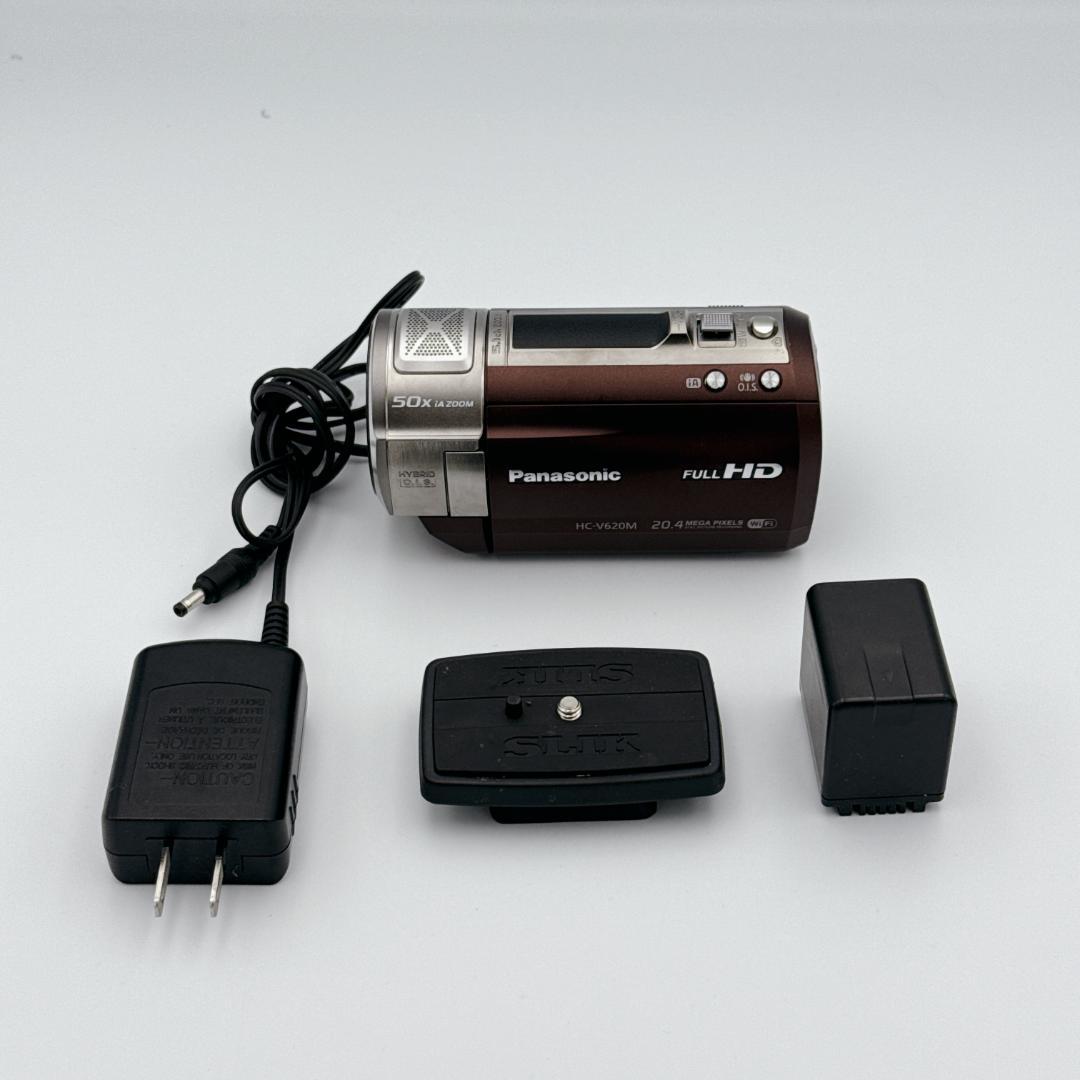 【美品】Panasonic デジタルハイビジョンビデオカメラ HC-V620M