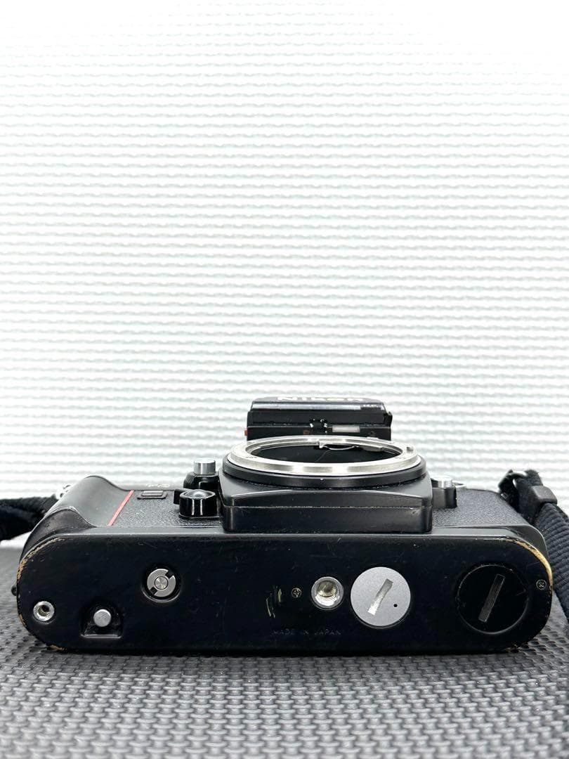 z11【完動品】Nikon フィルムカメラ F3 HP ボディ