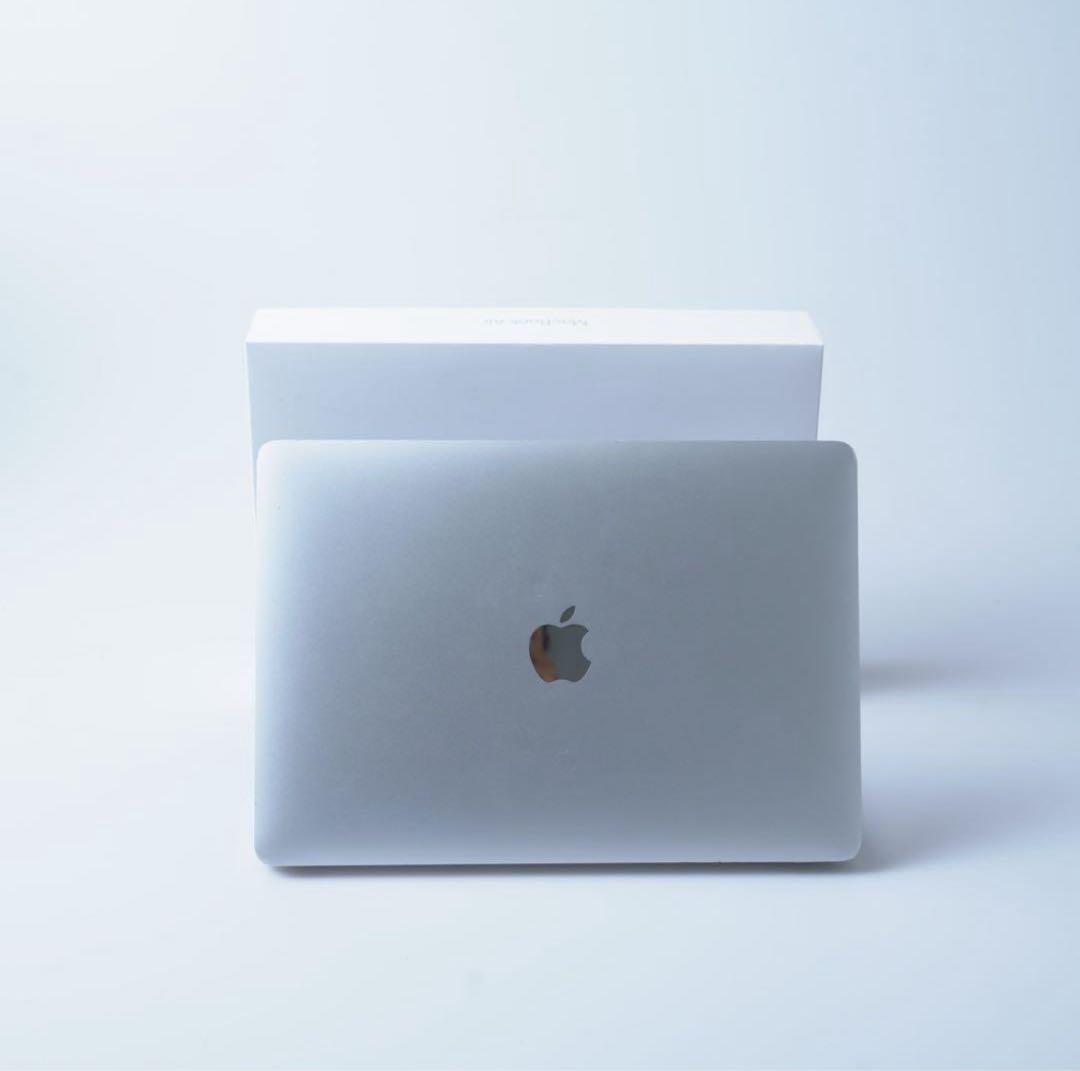 MacBook Air M1, 2020 元箱付き