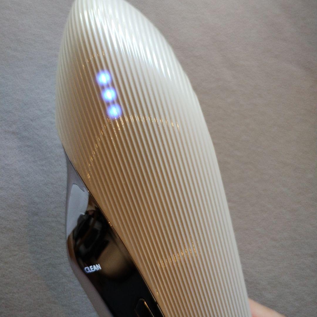 リファ　refa ビューテック　レイズ　ホワイト　定価41800円