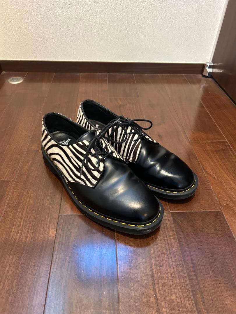 ドクターマーチン UK10 ゼブラ