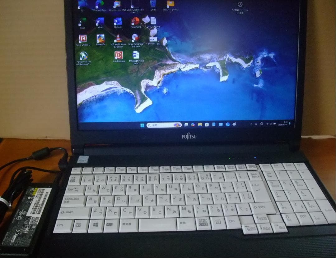 爆速SSD512GB A576/P W11 16GB WiFi Office 即