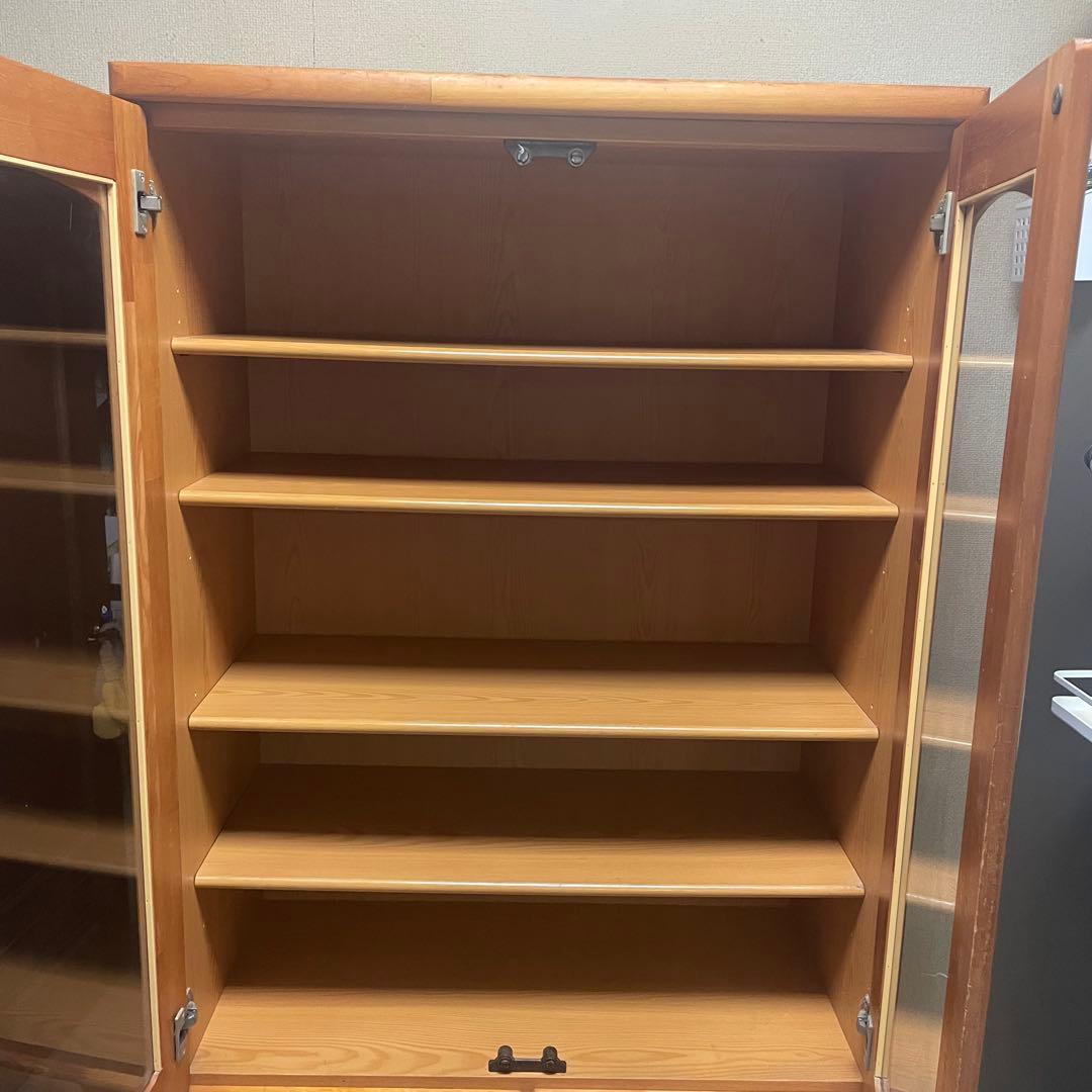 【アンティーク】20年以上前 木製食器棚 ガラス扉付き