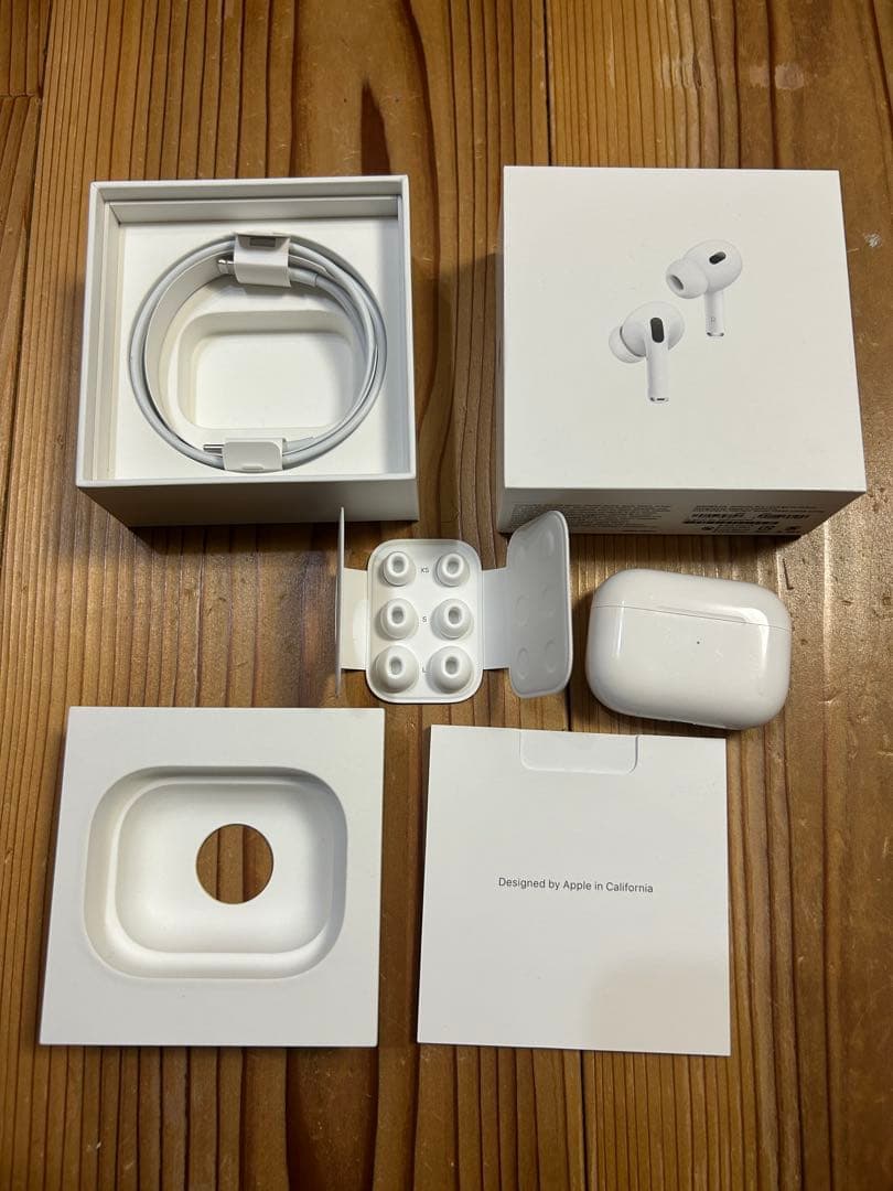 AirPods Pro 第二世代　lightning MagSafe 対応