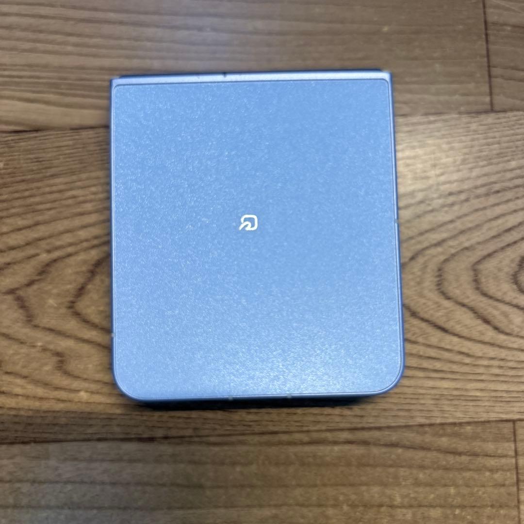 スマートフォン本体 Libero Flip