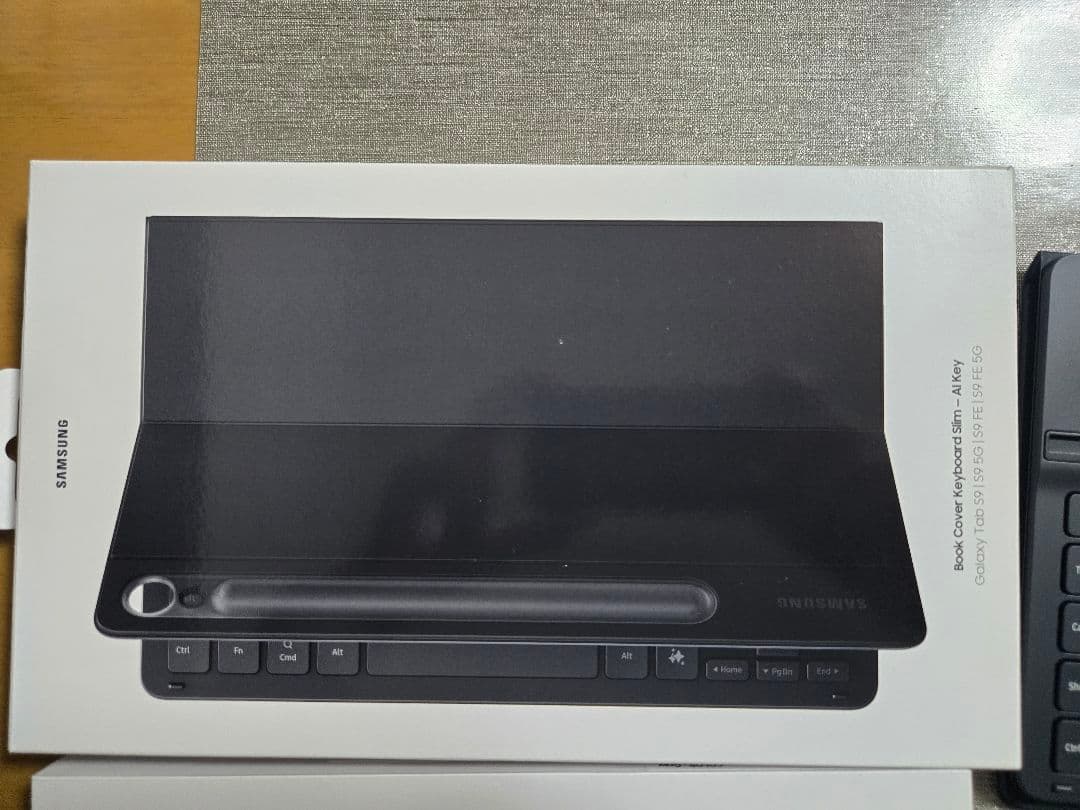 ほぼ新品Galaxy Tab S10 Lite + キーボードカバー