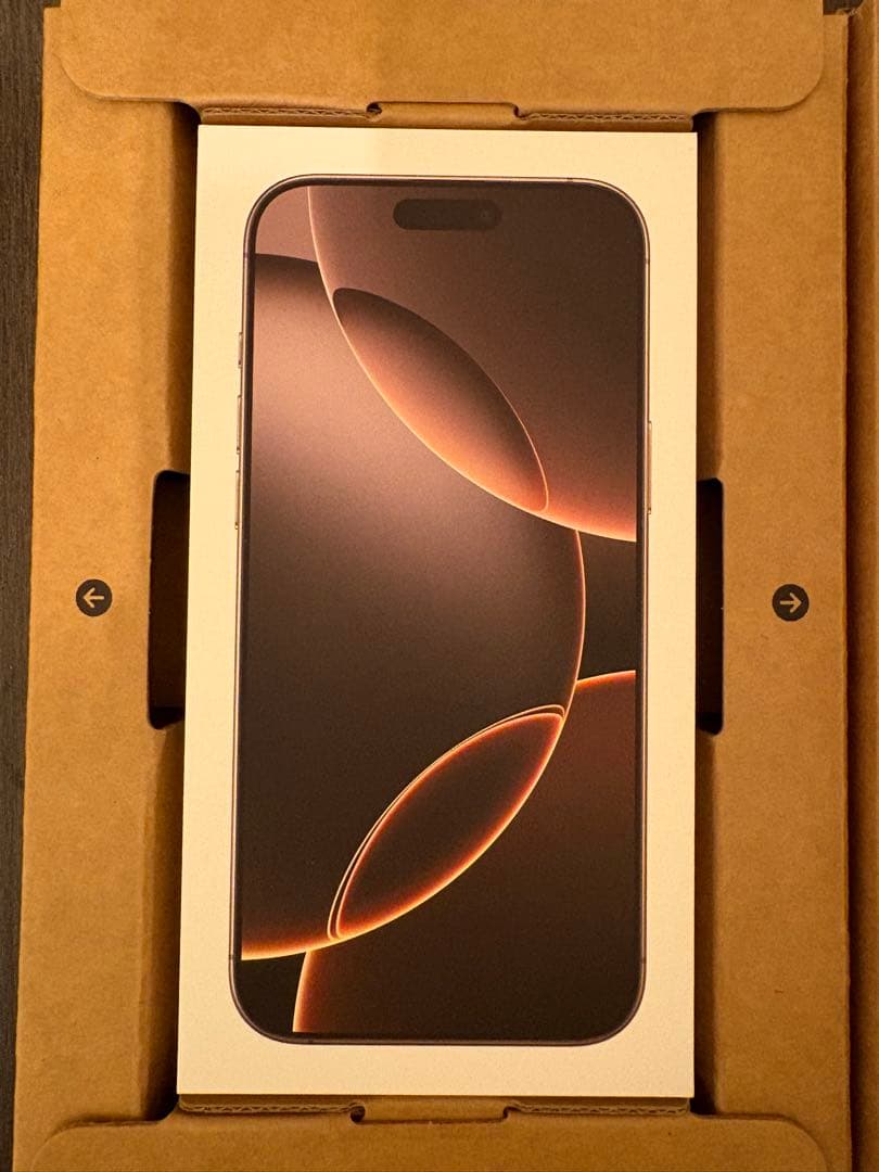 【こー】Apple iPhone 16 Pro Max 本体　256GB