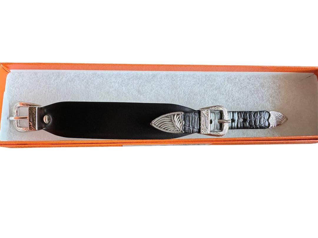 TOGA PULLA ダブルバックルバングル クロコ　ブレスレット