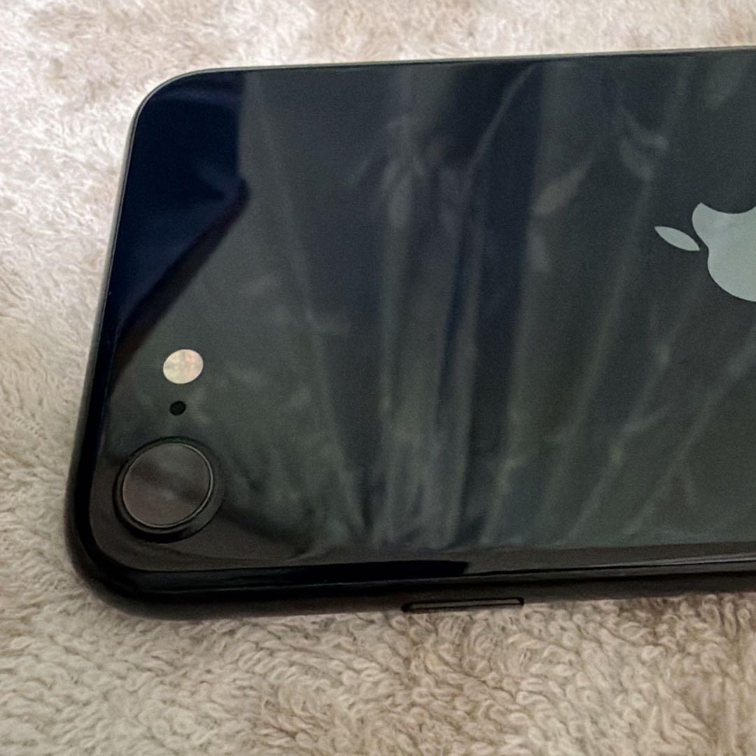 良品!! iPhoneSE3(第3世代) ミッドナイト ブラック 256GB