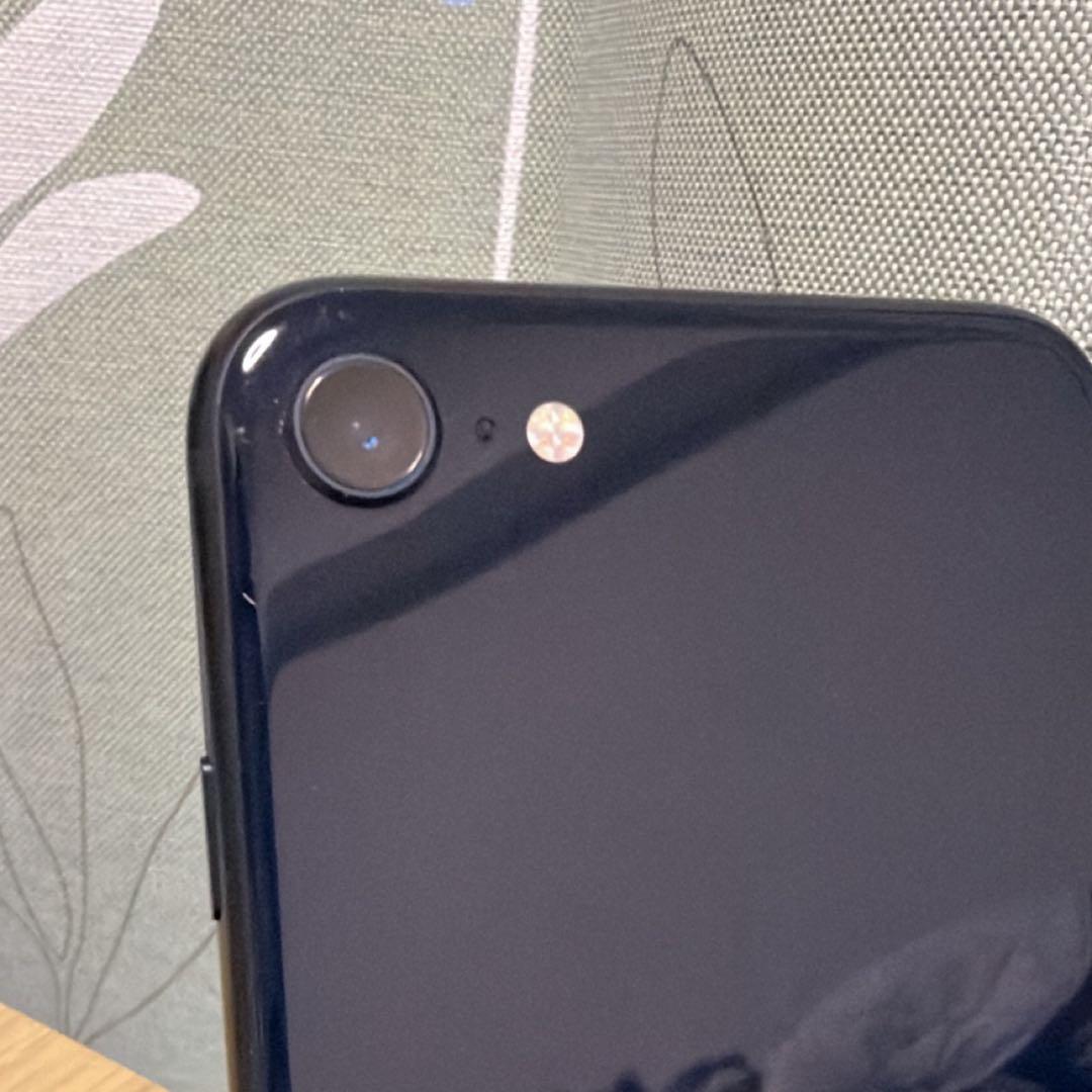 良品!! iPhoneSE3(第3世代) ミッドナイト ブラック 256GB