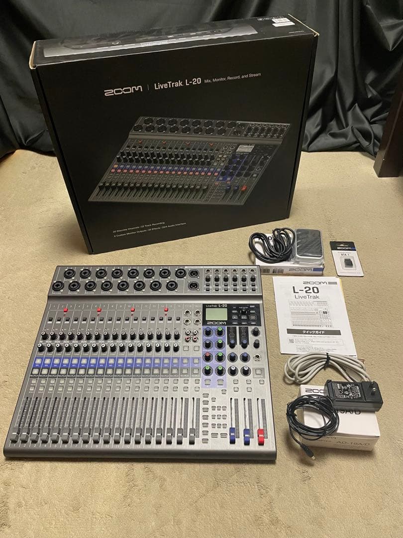 【動作確認済】ZOOM LiveTrak L-20 ＋ BTA1 ＋ FS01