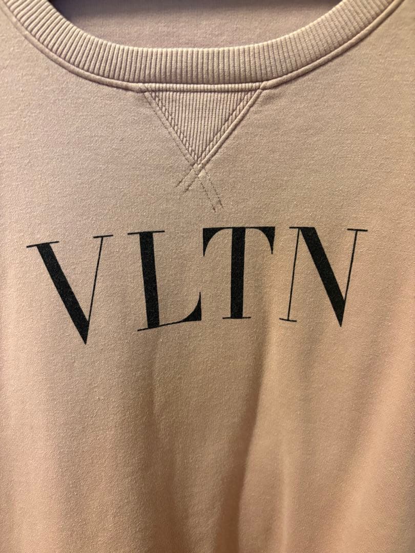 た*あ様 VALENTINO ピンク スウェット ロゴ　スウェット　　ヴァレンテ