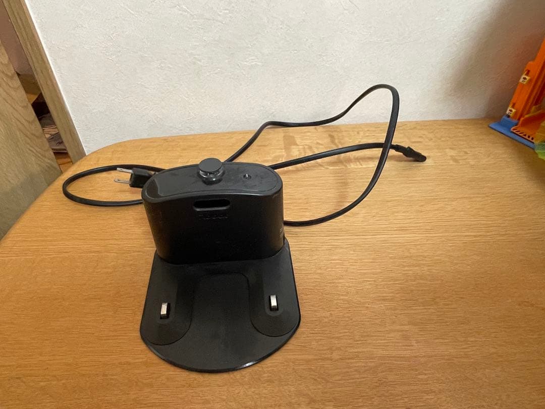 iRobot Roomba i7 (7150) 本体