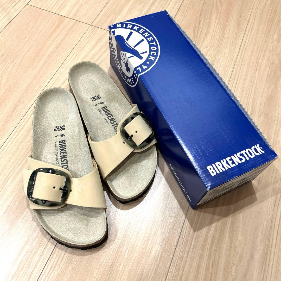 ビリケンシュトックサンダル⭐︎