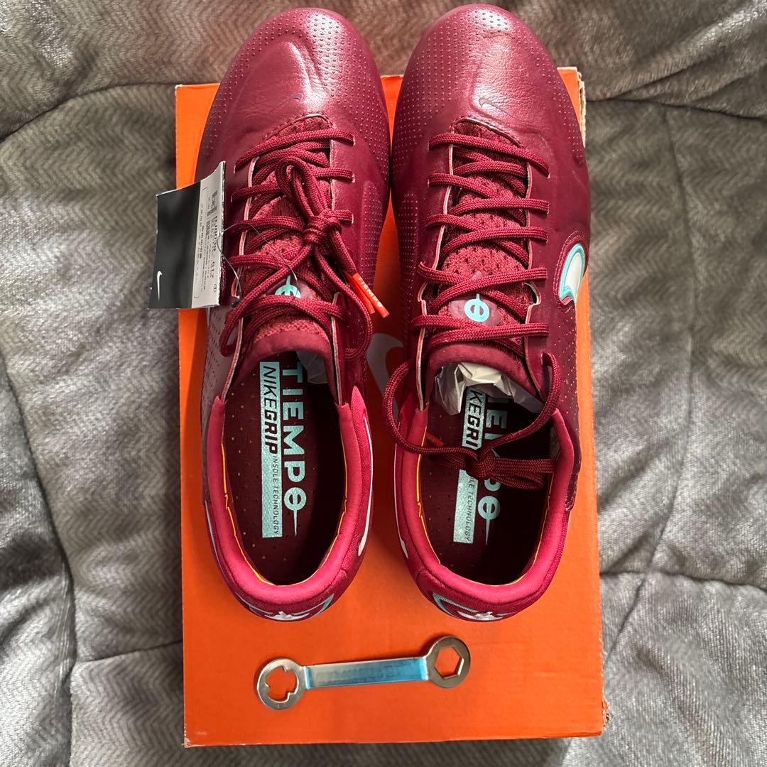 Nike Tiempo スパイクシューズ 赤SG