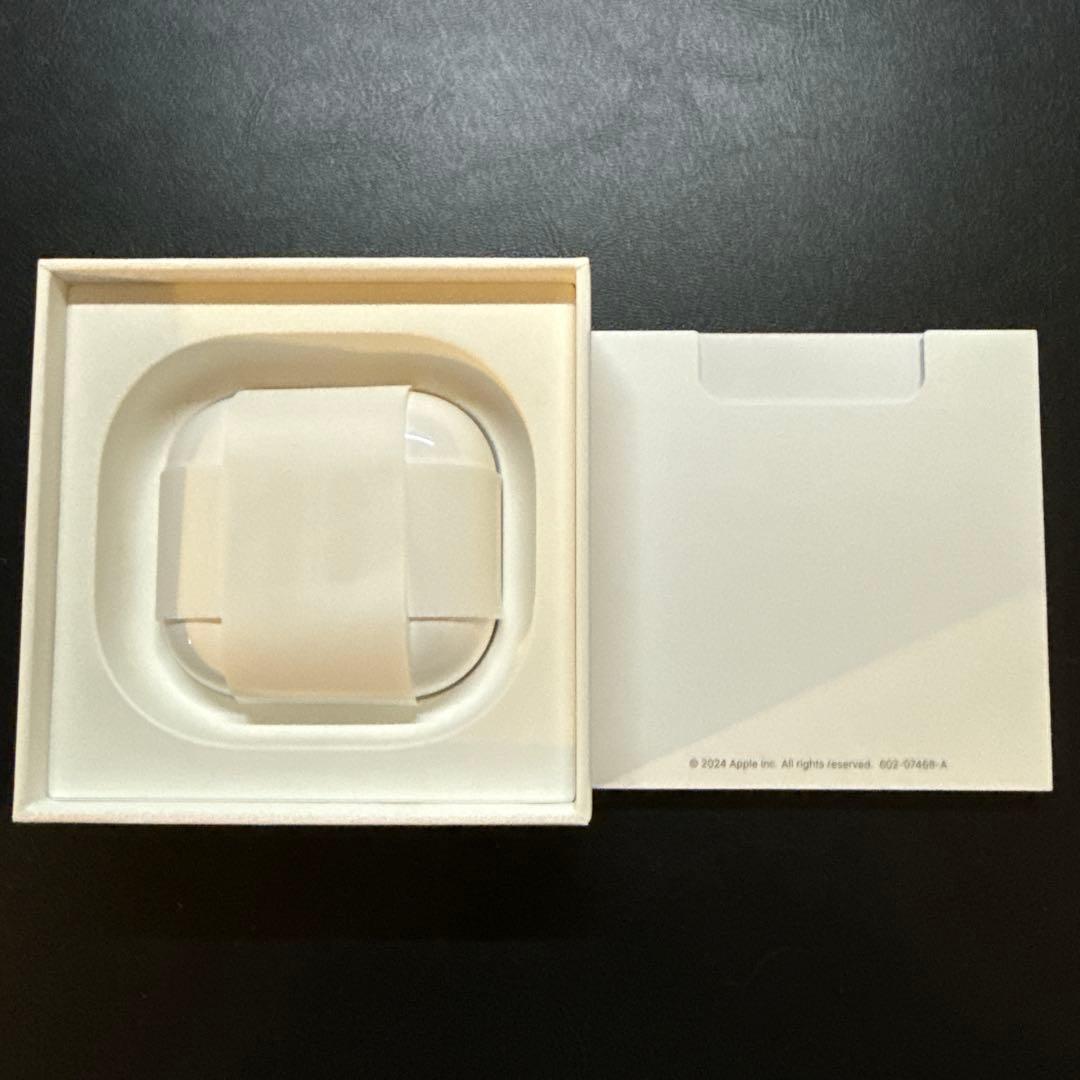 AirPods4 本体 ホワイト 充電ケース付き