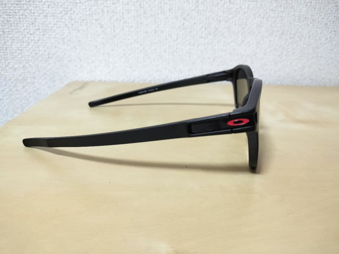 状態良好 レンズ新品 OAKLEY LATCH