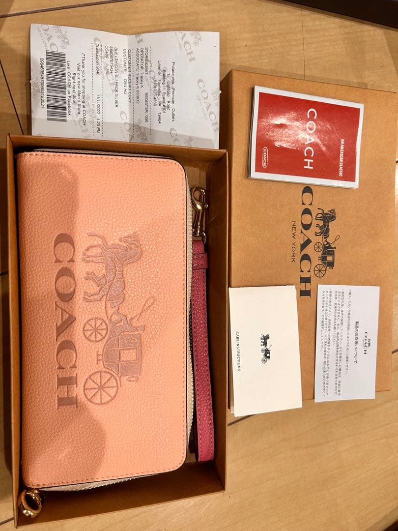 【新品未使用】　COACH 　 長財布　レザー ロングジップ　ピンク　馬車