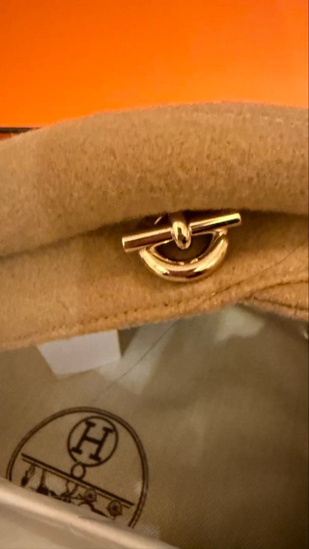 HERMES アイレットキャスケット 57