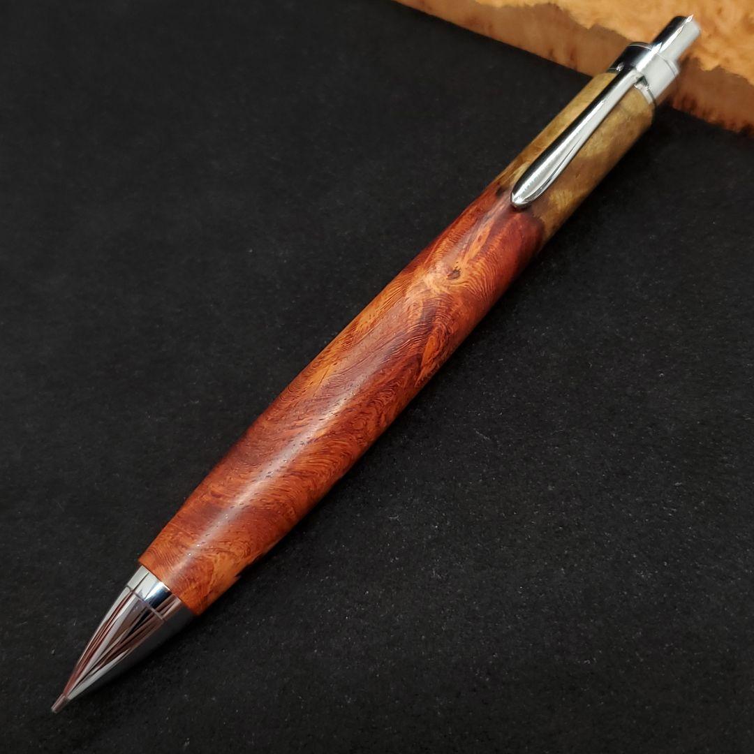 ⑱Bハンドメイド木軸シャーペン花梨瘤紅白赤濃いめ