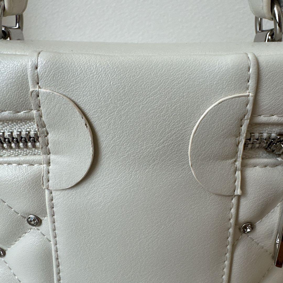 【大人気】pium ビジューキルティングバニティバッグ 白　ピウム　アイボリー