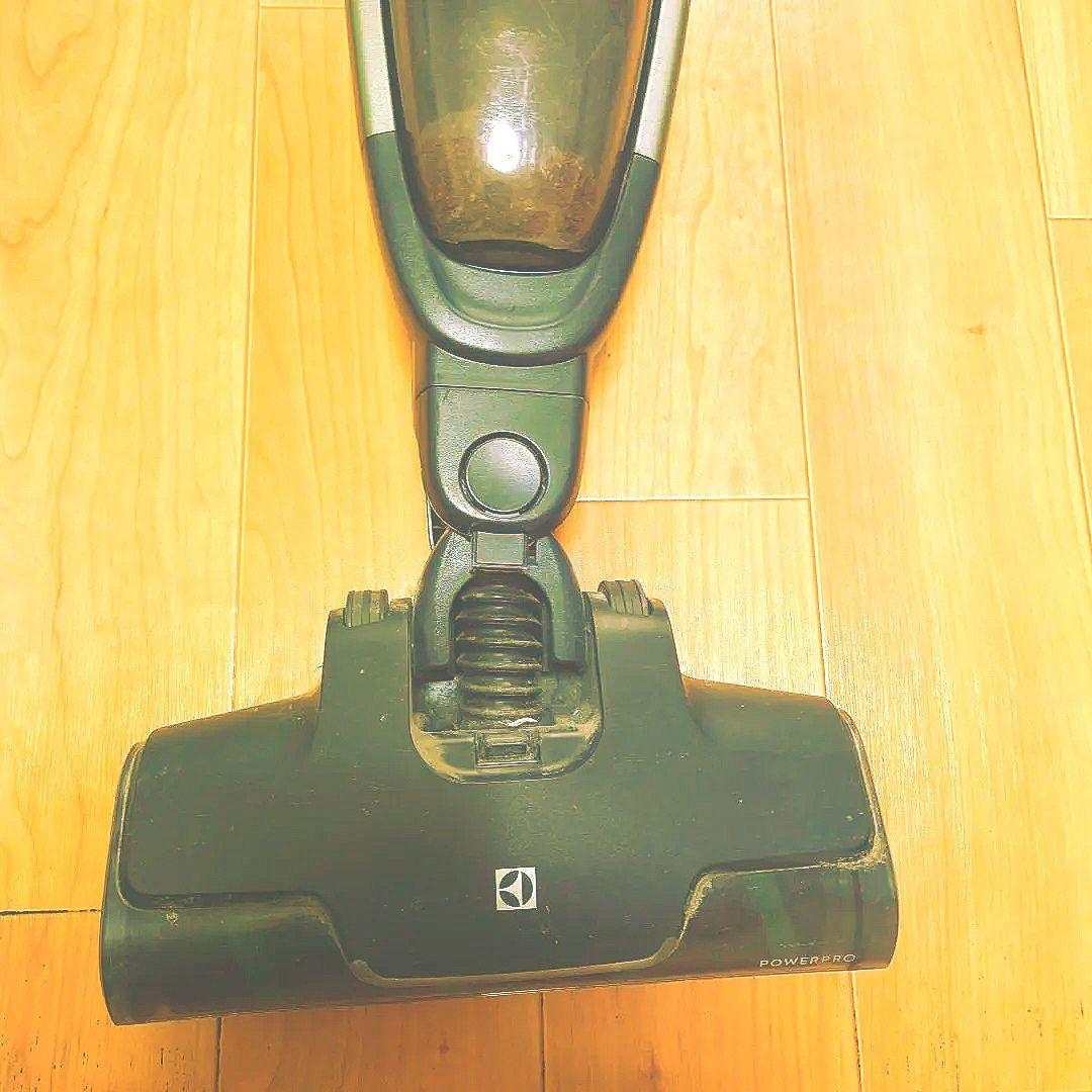 掃除機エレクトロラックス 掃除コードレス 　PQ92-3OBF