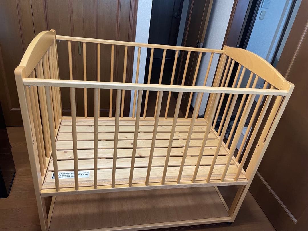 サワベビーC型ステラ　日本製ベビーベッド（サンデシカ　日本製敷布団付き）