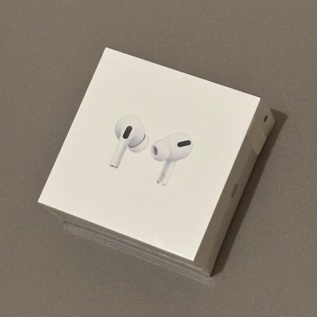 AirPods Pro MagSafe充電ケース付き　MLWK3J/A