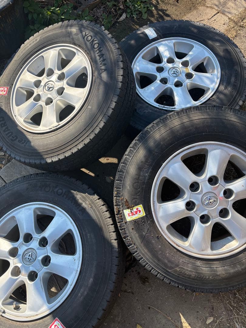 トヨタ 15インチ スタッドレスタイヤホイールセット ヨコハマ
