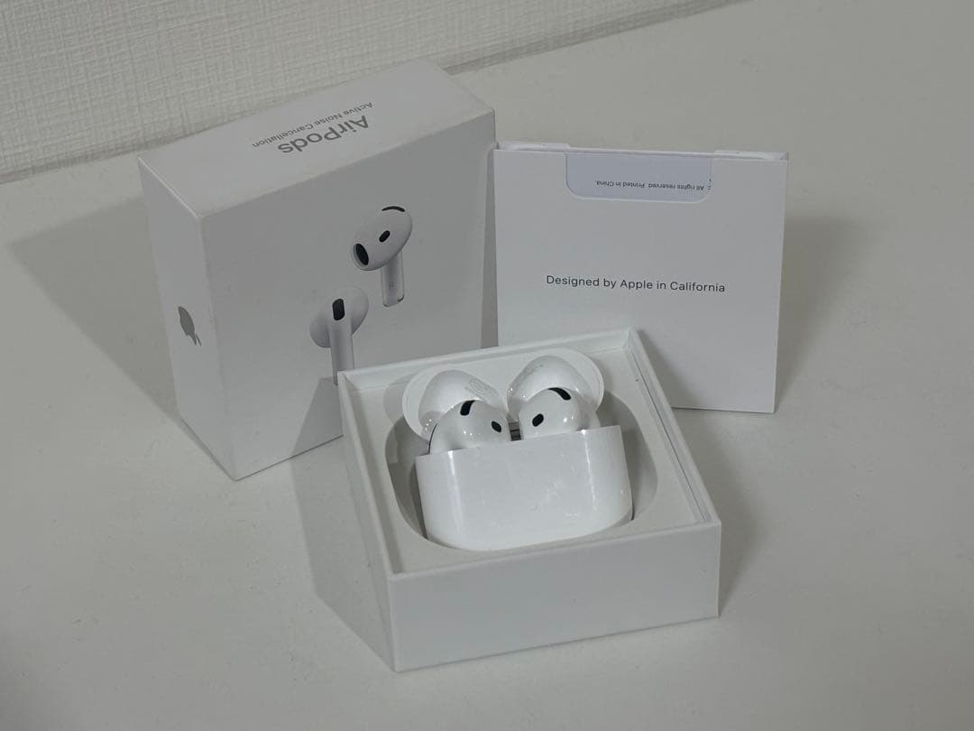 美品♪ AirPods4【アップルケア付き】