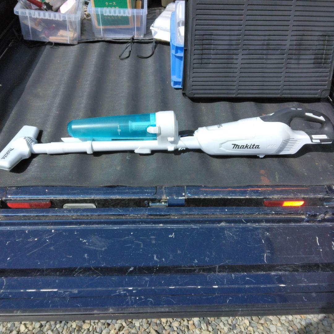 Makita CL282FD 紙パック式クリーナー 本体＋サイクロン