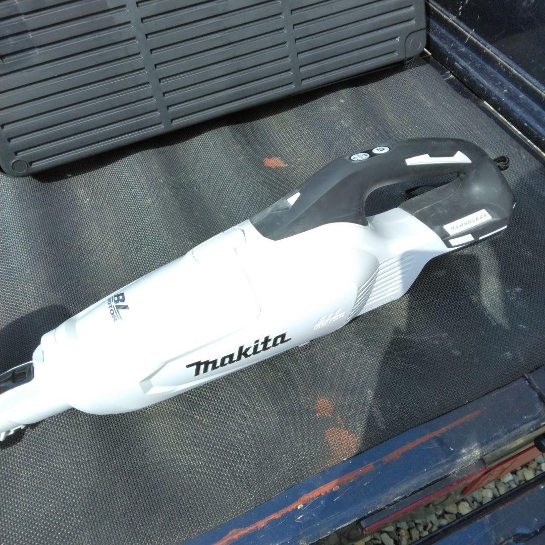 Makita CL282FD 紙パック式クリーナー 本体＋サイクロン