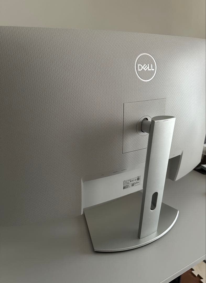 Dell S3221QS 31.5インチ 曲面 湾曲4K モニター