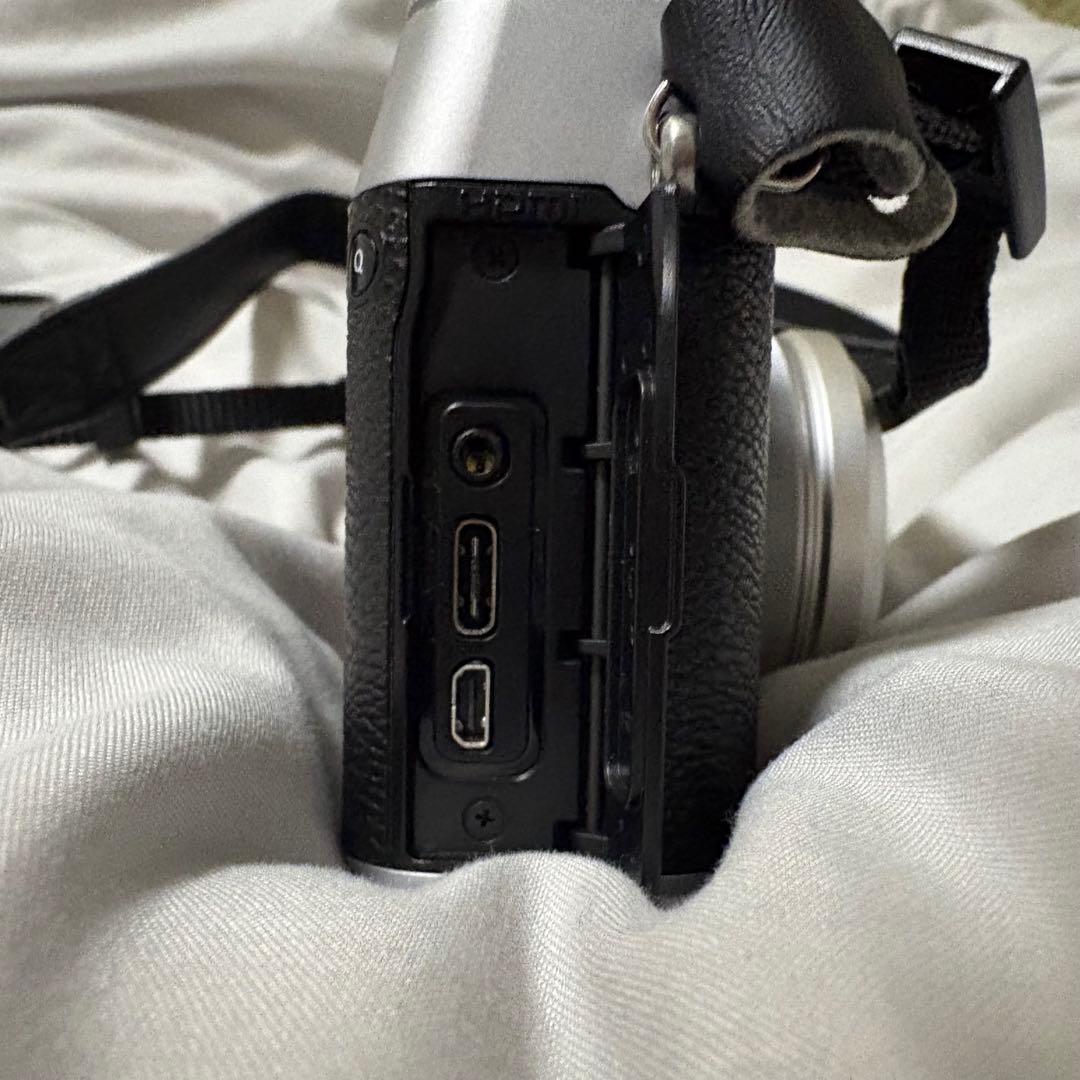 デジタルカメラ FUJIFILM x100v