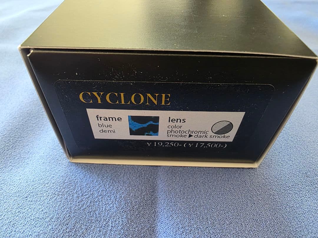 EVILACT CYCLONE サングラス ブルーデミフレーム