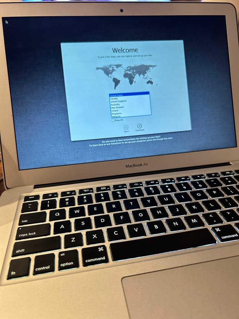 MacBook Air 13インチ（A1466/2013年モデル）初期設定済み