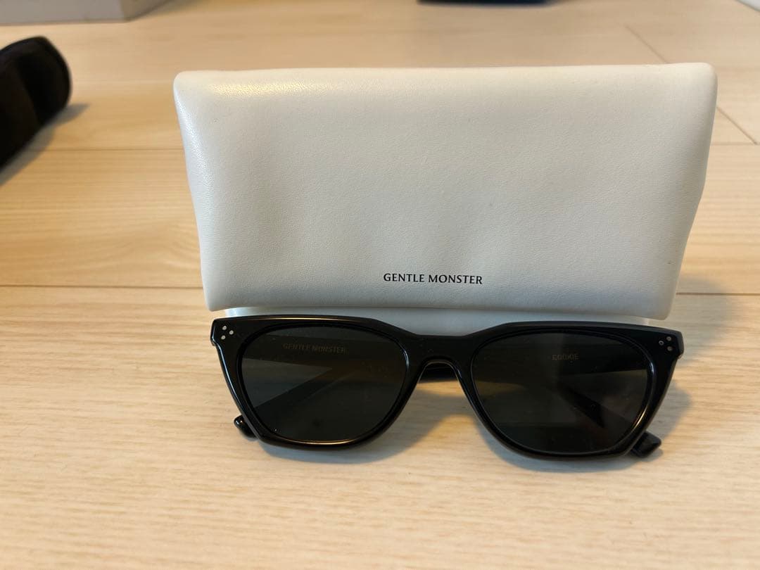 GENTLE MONSTER Cookie ケース付