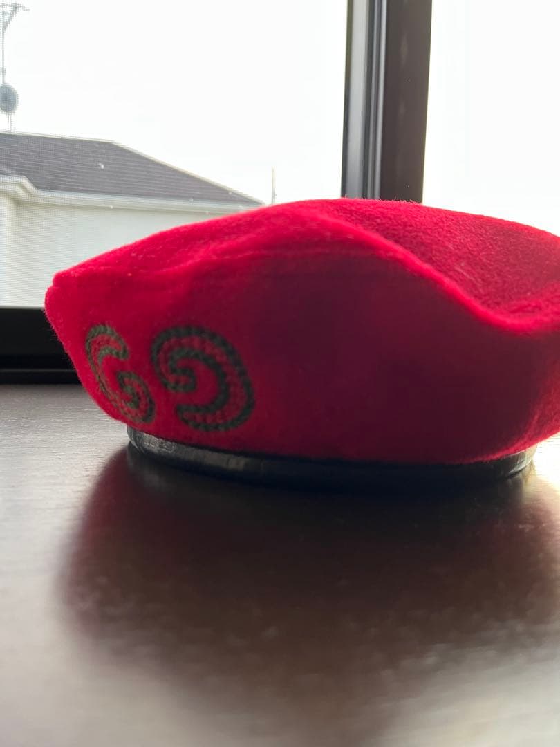 GUCCI gg刺繍　ベレー帽　レザーパイピング　インターロッキングチャーム S