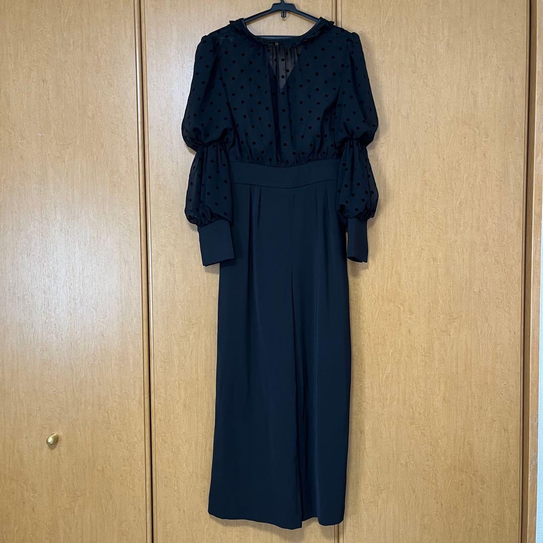 【美品】LILY BROWN オケージョンロンパース　ブラック　サイズ0