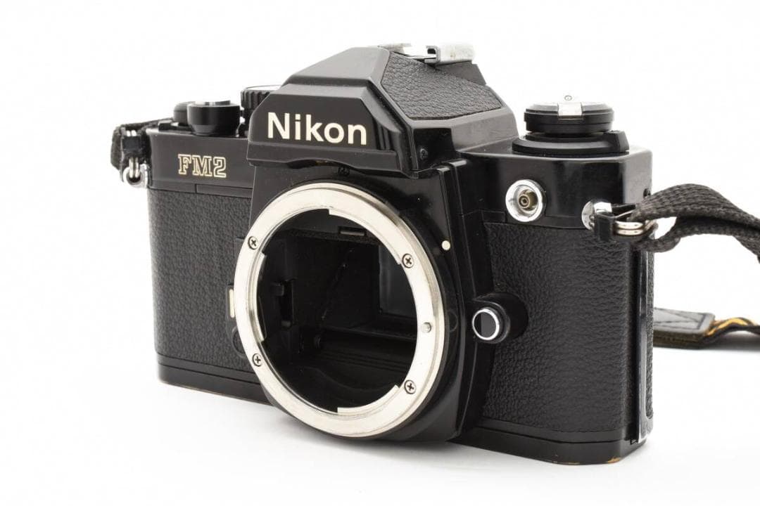 ニコン　Nikon New FM2 ボディ CE刻印 + MF-16 81