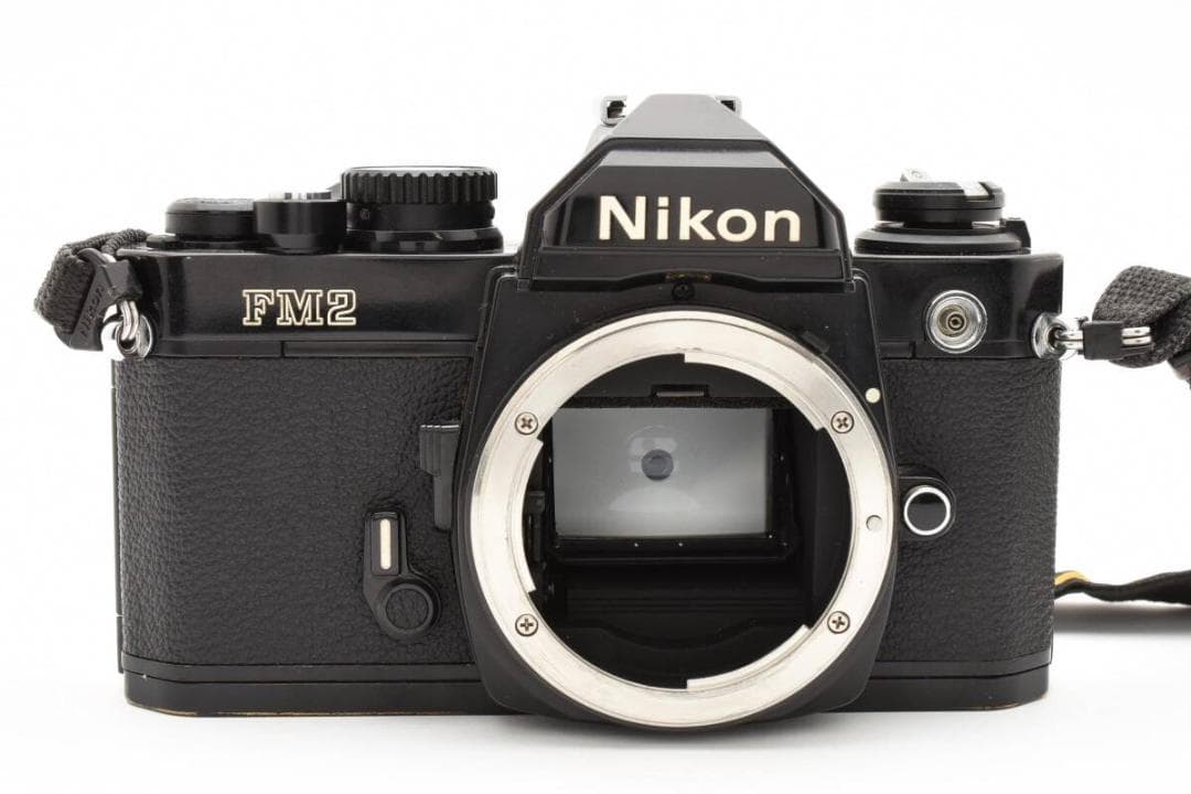 ニコン　Nikon New FM2 ボディ CE刻印 + MF-16 81