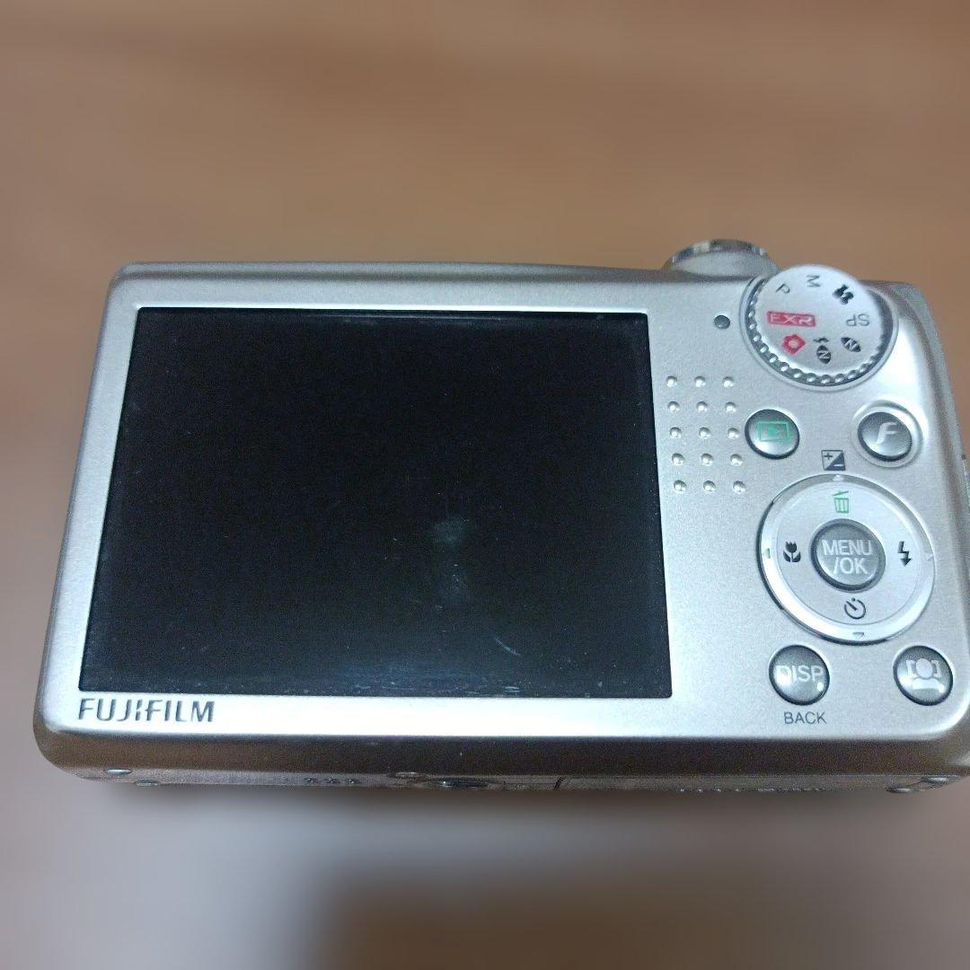 FUJIFILM FinePix F70EXR コンパクトデジタルカメラ