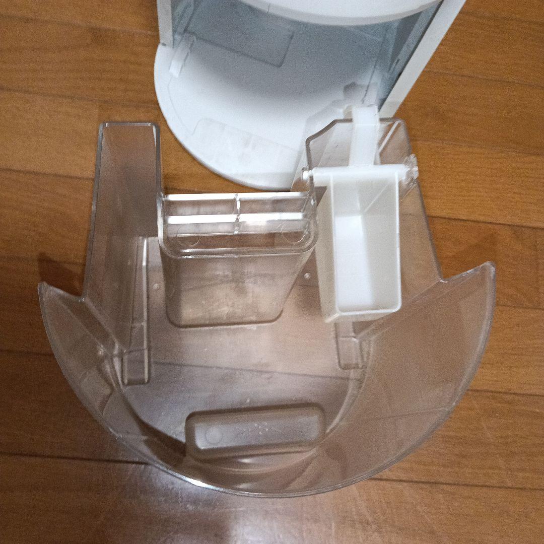 CORONA　衣類乾燥除湿機。 2018年製。